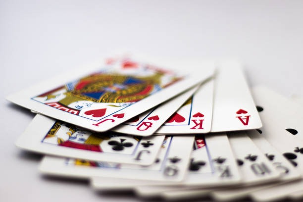 Mobile app interface showing live games and sports markets
